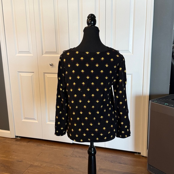Express Black Blouse with Gold Pattern - Picture 12 of 12